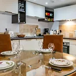 La Maisonnette - Hypercentre - Movie Theater *