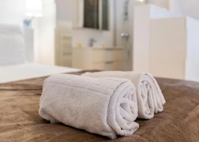 La Maisonnette - Hypercentre - Movie Theater